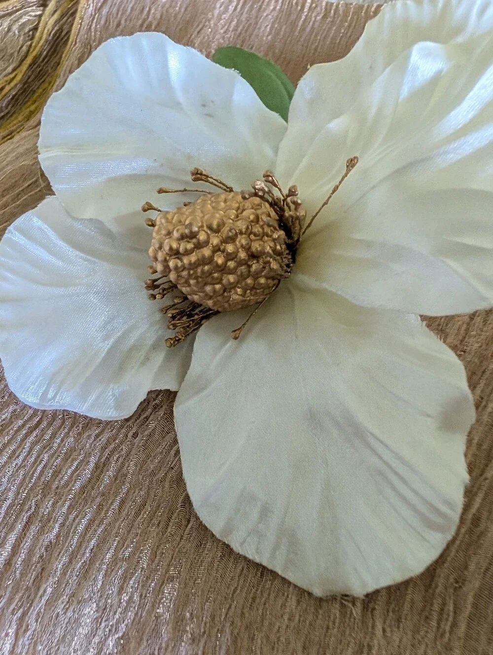 set of 10 MAGNOLIA NAPKIN RINGS flower